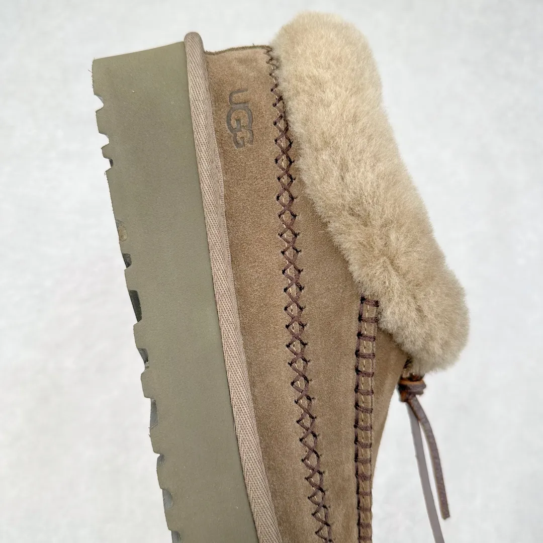 Pick up locally💰560 UGG 8258 Alpine shallow mouth autumn and winter sheep fur integrated snow boots. All shoes are made of ZP same factory. Longfeng A-grade Australian imported sheep fur integrated brand OEM production line. Fully follow the ZP process. Original pattern maker of the OEM. Adhering to the principle of no original shoes and no development selection. Pay attention to every detail. The most authentic version on the market TREADLITE "Light Wing" technology outsole Lightweight/durable/flexible/pile size: 35 36 37 38 39 40 Coding: by2936090
